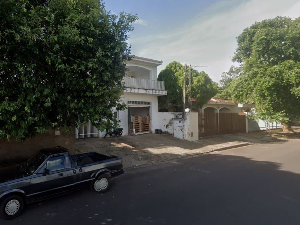 Foto 5 de 6: Comercial em leilão em Araçatuba - SP, bairro Dona Amélia — Imóvel Residencial e Comercial em Terreno de 300 m² - Jardim Dona Amélia - Araçatuba - SP