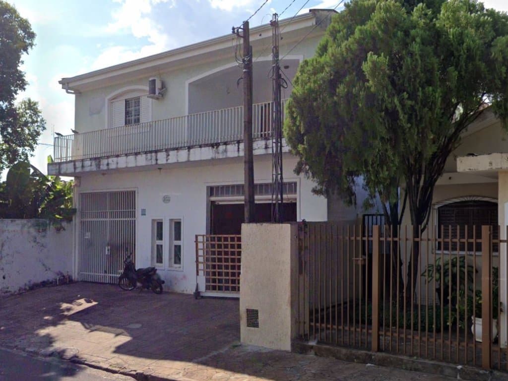 Foto 4 de 6: Comercial em leilão em Araçatuba - SP, bairro Dona Amélia — Imóvel Residencial e Comercial em Terreno de 300 m² - Jardim Dona Amélia - Araçatuba - SP