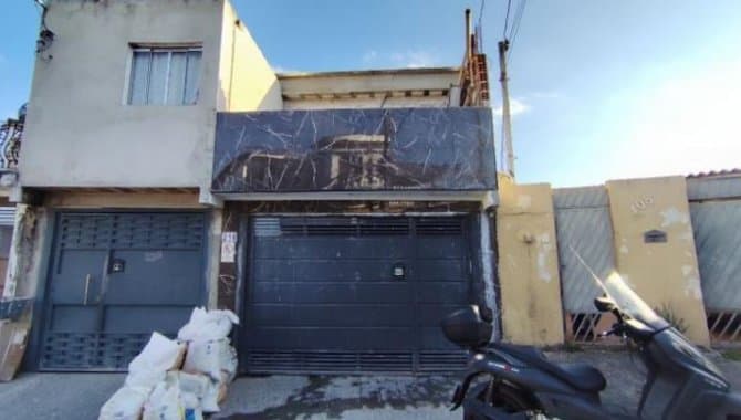 Foto 1 de 2: Casa em leilão em São Paulo - SP, bairro Jardim das Imbuias — Casa 400 m² - São Paulo-SP - Rua José da Cunha Sombra, 218 - Jardim das Imbuias