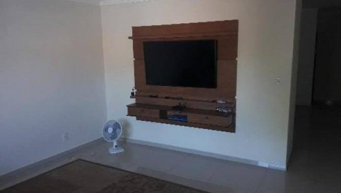 Foto 3 de 16: Comercial em leilão em Votuporanga - SP, bairro Santa Eliza — Prédio Comercial 540 m² - Santa Eliza - Votuporanga - SP