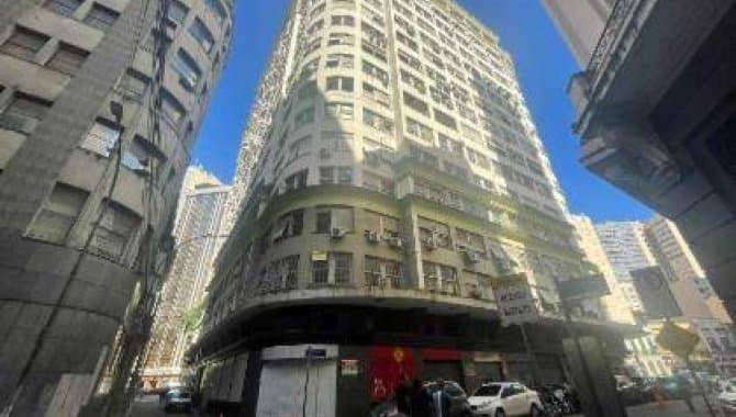 Foto 1 de 10: Comercial em leilão em Rio De Janeiro - RJ, bairro Centro — Sala Comercial 83 m² (privativa + comum) - Centro - Rio de Janeiro - RJ