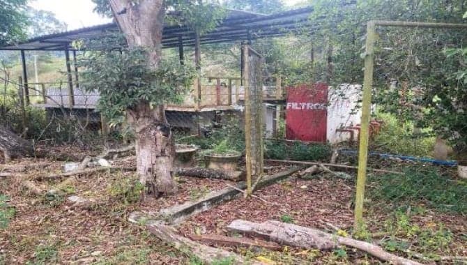 Foto 8 de 14: Comercial em leilão em Além Paraíba - MG, bairro Marinópolis — Galpão com Área de 8 ha - Além Paraíba - MG
