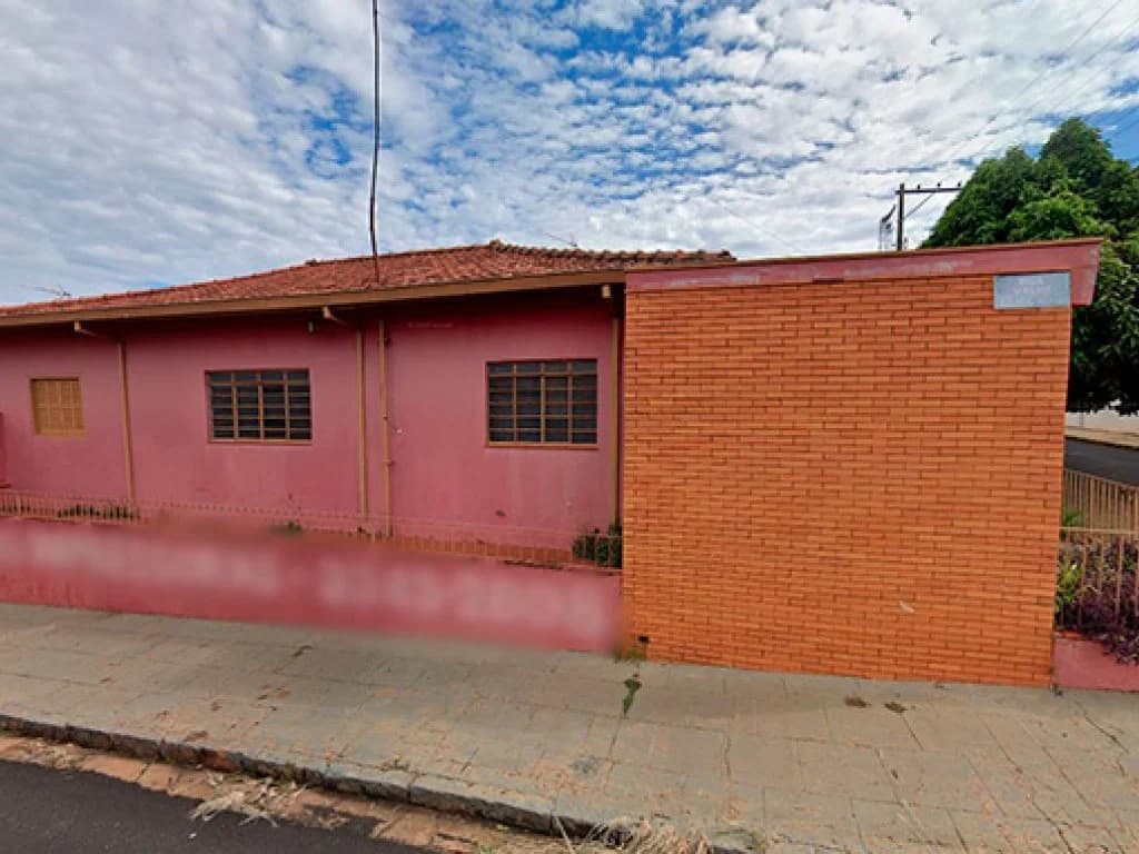 Foto 5 de 5: Casa em leilão em Bebedouro - SP, bairro Centro — Nua Propriedade de Casa em Terreno de 210 m² - Centro - Bebedouro - SP