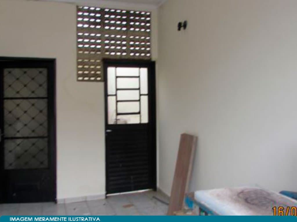 Foto 10 de 15: Comercial em leilão em Ribeirão Preto - SP, bairro Jardim Piratininga — Direitos sobre Imóveis Residenciais e Comercial 275 m² (área total construída) - Jardim Piratininga - Ribeirão Preto - SP
