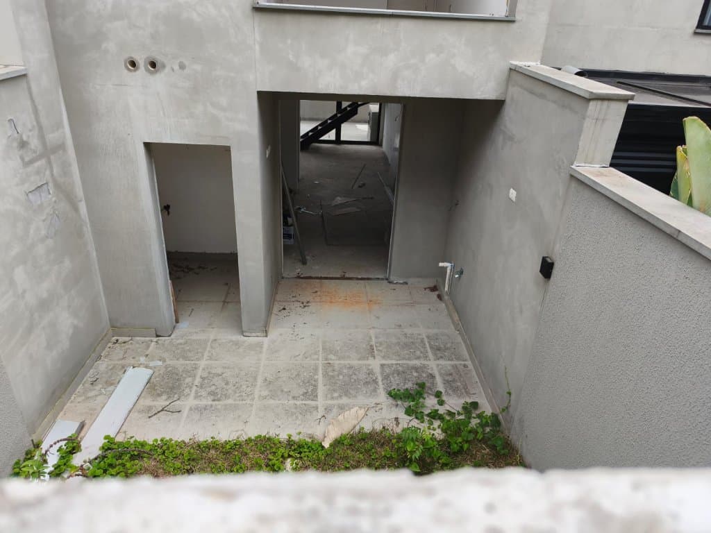 Foto 13 de 16: Casa em leilão em Cotia - SP, bairro Granja Viana — Casa em Condomínio 83 m² (Unid. 38) - Granja Viana - Cotia - SP