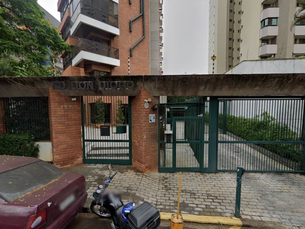 Foto 4 de 4: Apartamento em leilão em São Paulo - SP, bairro Morumbi — Apartamento 240 m² (03 vagas) - Morumbi - São Paulo - SP