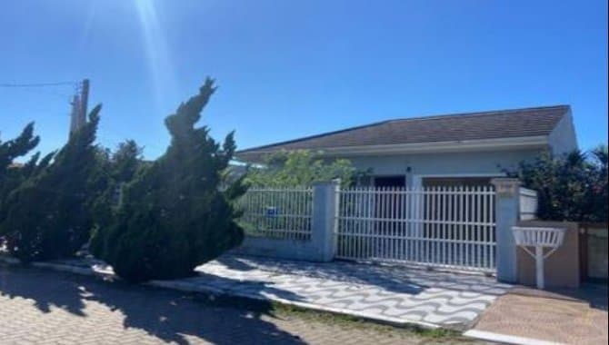 Foto 1 de 2: Casa em leilão em Xangri-lá - RS, bairro Praia Noiva do Mar — Casa 125 m² - Xangri-Lá-RS - Rua das Estremosas, 440 - Praia Noiva do Mar