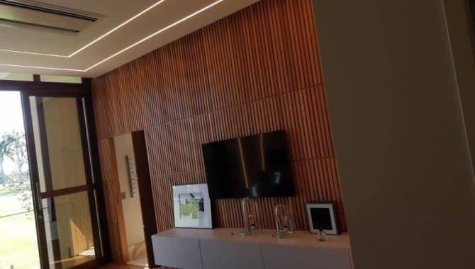Foto 18 de 28: Casa em leilão em Foz Do Iguaçu - PR, bairro Centro — Casa em Condomínio 581 m² (01 vaga) - Centro - Foz do Iguaçu - PR