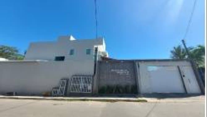 Foto 2 de 3: Casa em leilão em Lauro De Freitas - BA, bairro Recreio Ipitanga — Casa em Condomínio 156 m² (02 vagas) - Recreio Ipitanga - Lauro de Freitas - BA