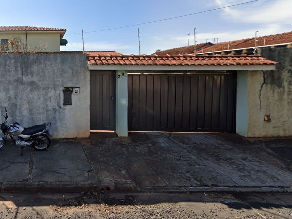 Foto 53 de 53: Casa em leilão em Araraquara - SP, bairro Vila Xavier — Casa 721 m² (área construída) e 2.187 m² (área total) - Vila Xavier - Araraquara - SP