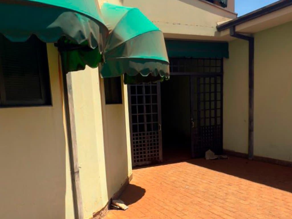 Foto 24 de 53: Casa em leilão em Araraquara - SP, bairro Vila Xavier — Casa 721 m² (área construída) e 2.187 m² (área total) - Vila Xavier - Araraquara - SP