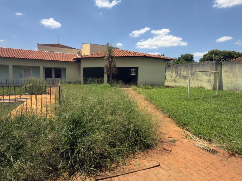 Foto 7 de 53: Casa em leilão em Araraquara - SP, bairro Vila Xavier — Casa 721 m² (área construída) e 2.187 m² (área total) - Vila Xavier - Araraquara - SP