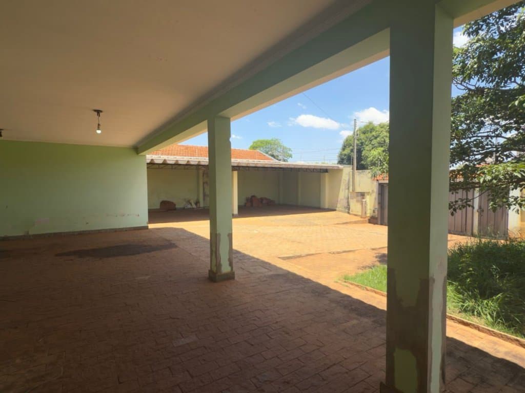 Foto 17 de 53: Casa em leilão em Araraquara - SP, bairro Vila Xavier — Casa 721 m² (área construída) e 2.187 m² (área total) - Vila Xavier - Araraquara - SP