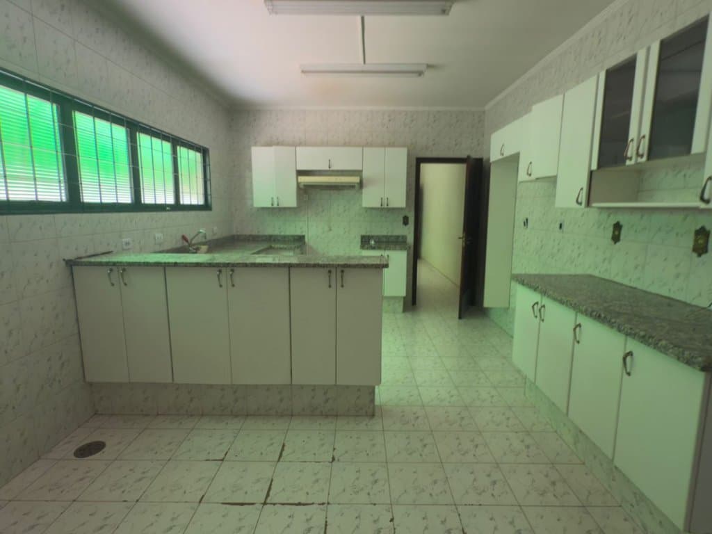 Foto 46 de 53: Casa em leilão em Araraquara - SP, bairro Vila Xavier — Casa 721 m² (área construída) e 2.187 m² (área total) - Vila Xavier - Araraquara - SP