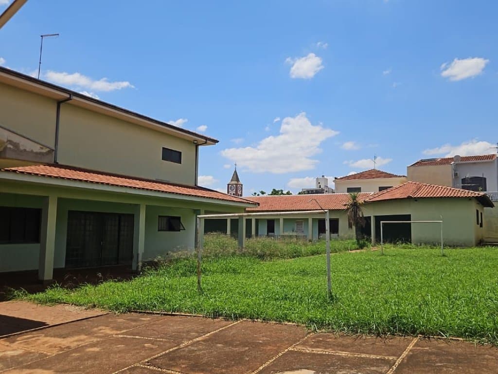 Foto 11 de 53: Casa em leilão em Araraquara - SP, bairro Vila Xavier — Casa 721 m² (área construída) e 2.187 m² (área total) - Vila Xavier - Araraquara - SP