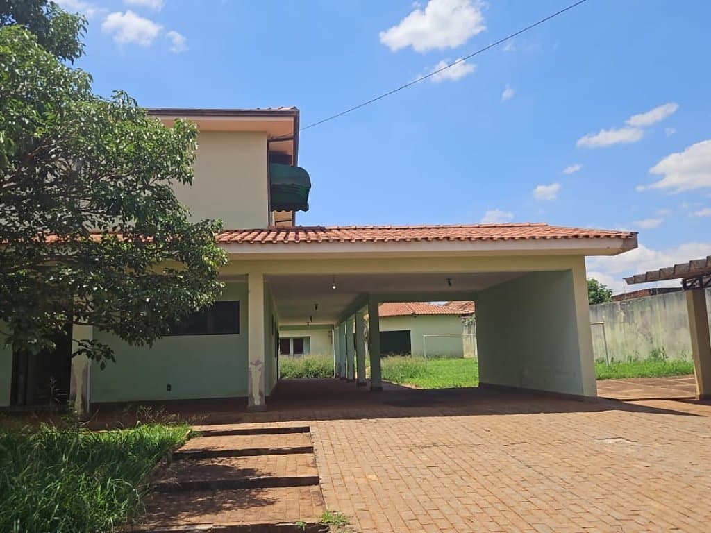 Foto 9 de 53: Casa em leilão em Araraquara - SP, bairro Vila Xavier — Casa 721 m² (área construída) e 2.187 m² (área total) - Vila Xavier - Araraquara - SP