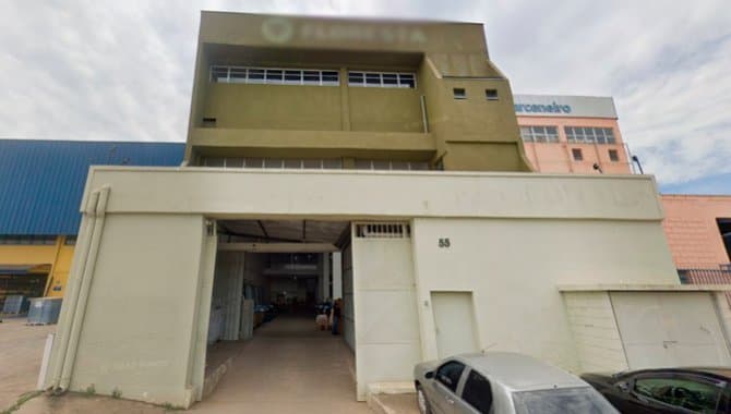 Foto 1 de 5: Comercial em leilão em Campinas - SP, bairro Jardim do Trevo — Parte Ideal (50%) sobre Imóvel Comercial 1.511 m² (área construída) - Jardim do Trevo - Campinas - SP