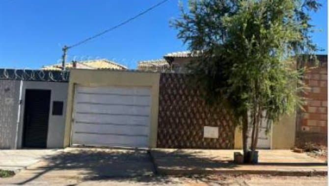 Foto 1 de 3: Casa em leilão em Montes Claros - MG, bairro Jaraguá — Casa 107 m² - Jaraguá - Montes Claros - MG