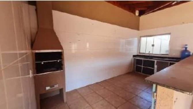 Foto 10 de 14: Casa em leilão em Colina - SP, bairro Jardim São João — Casa 262 m² - Jardim São João - Colina - SP