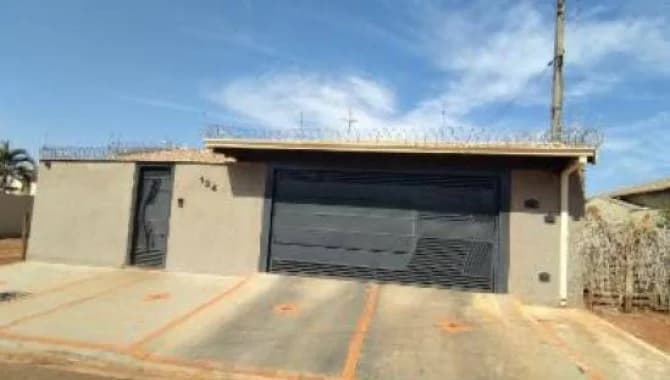 Foto 1 de 14: Casa em leilão em Colina - SP, bairro Jardim São João — Casa 262 m² - Jardim São João - Colina - SP