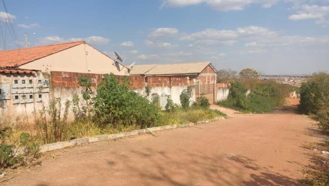 Foto 13 de 29: Casa em leilão em Águas Lindas De Goiás - GO, bairro Parque da Barragem Setor 12 — Casa 150 m² - Parque da Barragem Setor 12 - Águas Lindas de Goiás - GO
