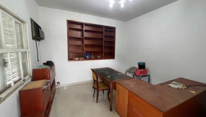 Foto 9 de 15: Casa em leilão em Rio De Janeiro - RJ, bairro Vila Isabel — Casa 374 m² - Vila Isabel - Rio de Janeiro - RJ