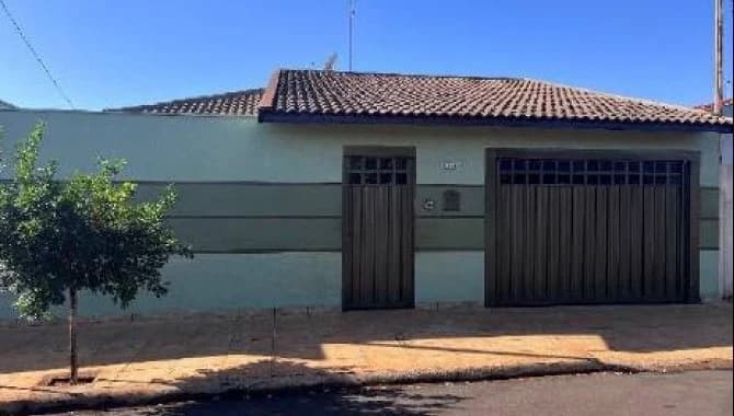 Casa em leilão em Sertãozinho - SP, bairro Shangri-Lá — Casa 187 m² - Shangri-Lá - Sertãozinho - SP