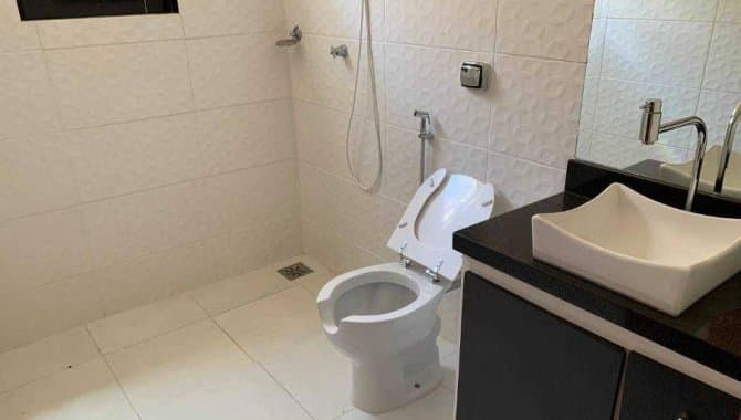 Foto 2 de 27: Casa em leilão em Campo Grande - MS, bairro Jardim Nossa Senhora do Perpétuo Socorro — Casa em condomínio 63 m² (01 vaga) - Jardim Nossa Senhora do Perpétuo Socorro - Campo Grande - MS