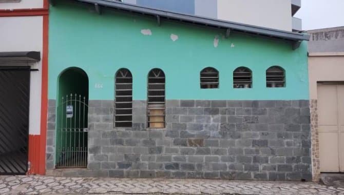 Casa em leilão em Taubaté - SP, bairro Centro — Casa 98 m² - Centro - Taubaté - SP