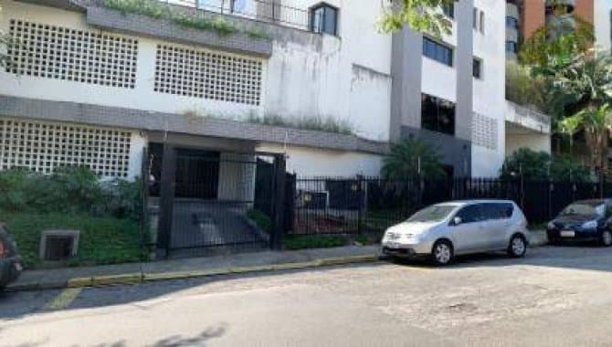 Foto 4 de 6: Apartamento em leilão em São Paulo - SP, bairro Lar São Paulo — Apartamento 202 m² (04 vagas) - Lar São Paulo - São Paulo - SP