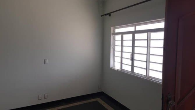 Foto 8 de 23: Casa em leilão em José Bonifácio - SP, bairro Centro — Casa 401 m² - Centro - José Bonifácio - SP