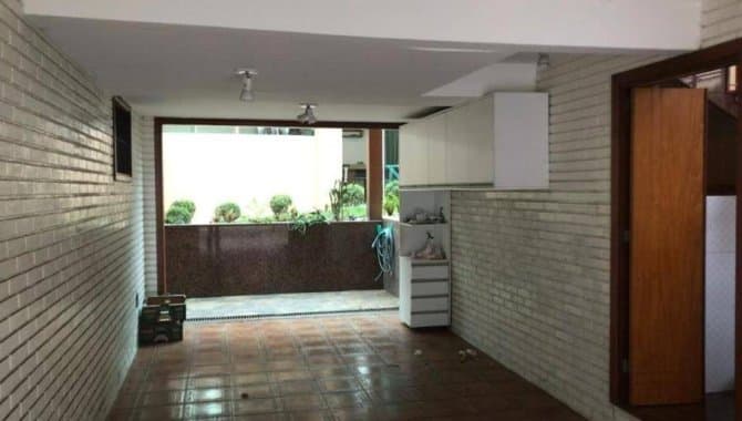 Foto 16 de 21: Casa em leilão em Canoas - RS, bairro Igara — Casa 236 m² - Igara - Canoas - RS
