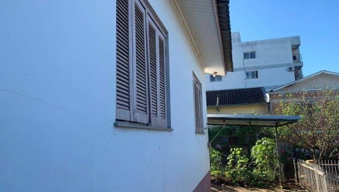 Foto 14 de 19: Casa em leilão em Passo Fundo - RS, bairro Roselândia — Casa 56 m² - Roselândia - Passo Fundo - RS