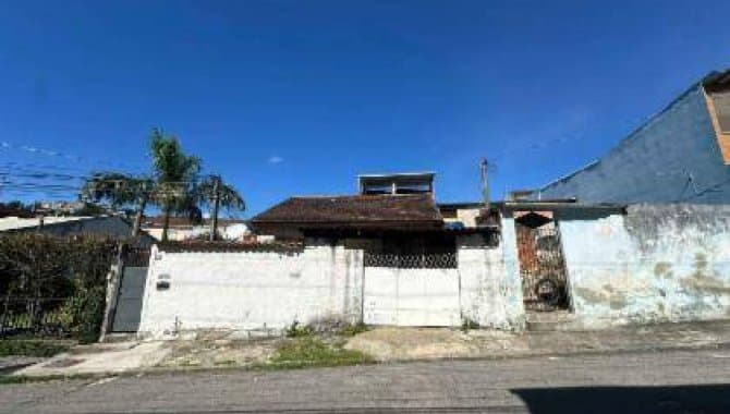 Foto 5 de 6: Casa em leilão em Rio De Janeiro - RJ, bairro Vila Valqueire — Casa em Condomínio 73 m² - Vila Valqueire - Rio De Janeiro - RJ