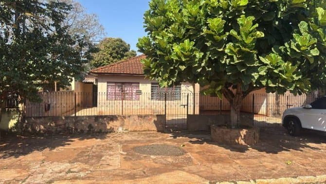 Foto 3 de 3: Casa em leilão em Rio Brilhante - MS, bairro Centro — Casa 181 m³ - Centro - Rio Brilhante - MS