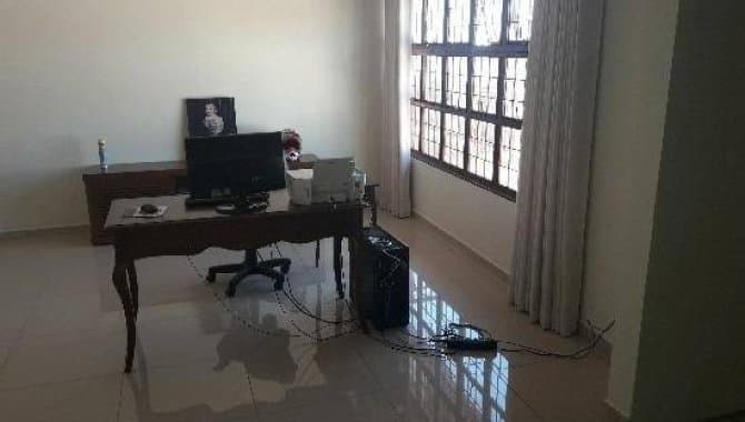 Foto 15 de 19: Comercial em leilão em Votuporanga - SP, bairro Santa Eliza — Prédio Comercial 540 m² - Santa Eliza - Votuporanga - SP
