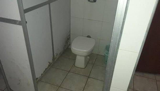 Foto 12 de 19: Comercial em leilão em Votuporanga - SP, bairro Santa Eliza — Prédio Comercial 540 m² - Santa Eliza - Votuporanga - SP