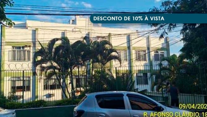 Foto 1 de 3: Apartamento em leilão em Rio De Janeiro - RJ, bairro Pitangueiras — Apartamento 55 m² (privativa + comum) - Pitangueiras - Rio de Janeiro - RJ