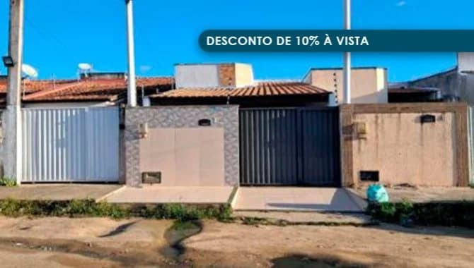 Foto 1 de 3: Casa em leilão em Feira De Santana - BA, bairro Mangabeira — Casa 68 m² - Mangabeira - Feira de Santana - BA