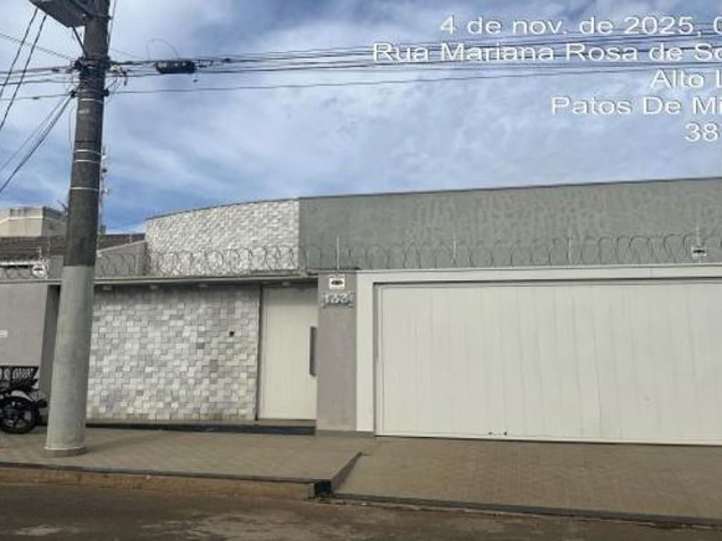 Foto 2 de 2: Casa em leilão em Patos De Minas - MG, bairro Alto Limoeiro — Casa 202 m² - Patos de Minas-MG - Rua Mariana Rosa de Sousa (Maroca), 133 - Alto Limoeiro