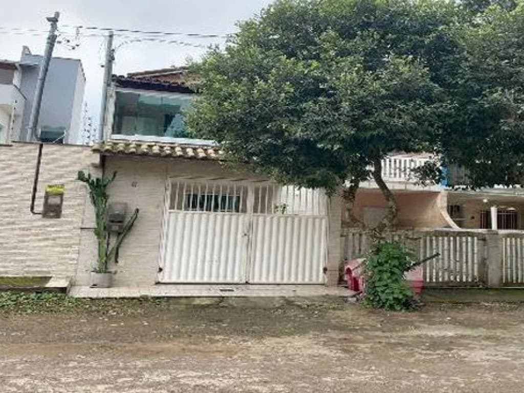 Foto 2 de 3: Casa em leilão em Fundão - ES, bairro Praia Grande — Casa 72 m² (Duplex Geminada) - Praia Grande - Fundão - ES