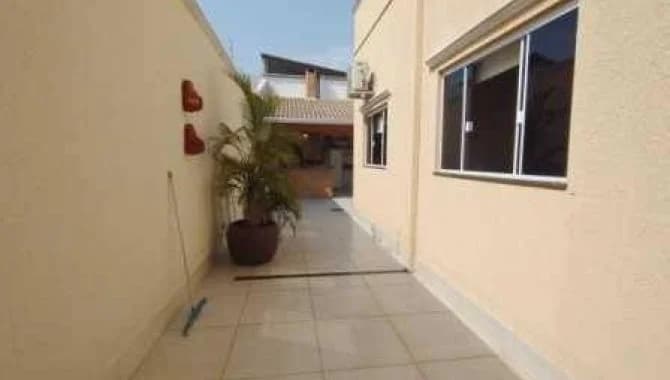 Foto 7 de 10: Casa em leilão em Caldas Novas - GO, bairro Parque Real — Casa 129 m² - Parque Real - Caldas Novas - GO
