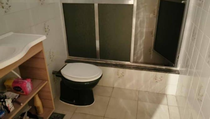 Foto 8 de 13: Casa em leilão em São Gonçalo - RJ, bairro Trindade — Casa 100 m² - Trindade - São Gonçalo - RJ