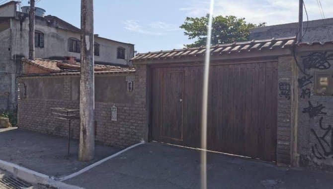 Foto 1 de 13: Casa em leilão em São Gonçalo - RJ, bairro Trindade — Casa 100 m² - Trindade - São Gonçalo - RJ