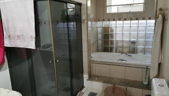 Foto 5 de 13: Casa em leilão em São Gonçalo - RJ, bairro Trindade — Casa 100 m² - Trindade - São Gonçalo - RJ