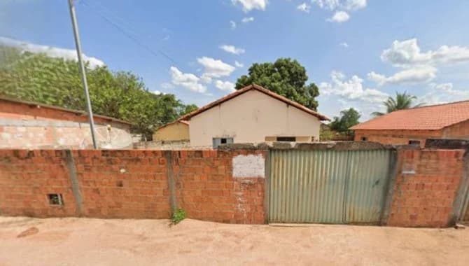 Foto 1 de 12: Casa em leilão em Urucuia - MG, bairro Rutilante — Casa 91 m² - Rutilante - Urucuia - MG