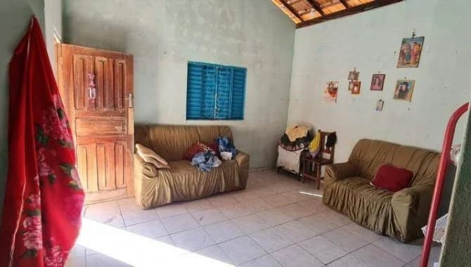 Foto 6 de 12: Casa em leilão em Urucuia - MG, bairro Rutilante — Casa 91 m² - Rutilante - Urucuia - MG