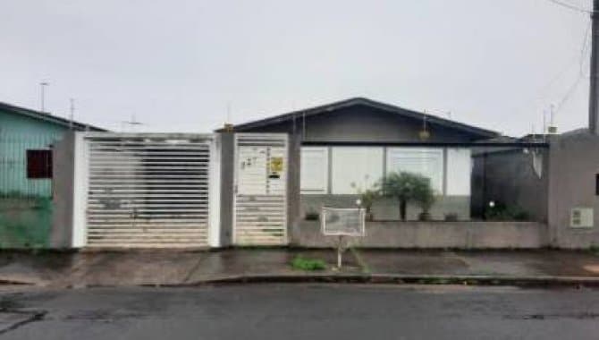 Foto 1 de 3: Casa em leilão em Esteio - RS, bairro Santo Inácio — Casa 63 m² - Santo Inácio - Esteio - RS
