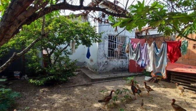 Foto 5 de 8: Casa em leilão em Aracaju - SE, bairro Santa Maria — Casa 39 m² - Santa Maria - Aracaju - SE