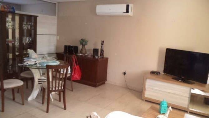 Foto 6 de 9: Casa em leilão em Porto Alegre - RS, bairro Hípica — Casa 166 m² - Hípica - Porto Alegre - RS